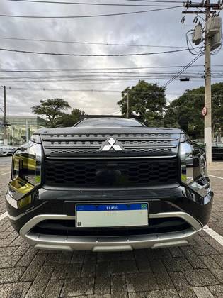MITSUBISHI OUTLANDER 2.4 PHEV SIGNATURE S-AWC DHT